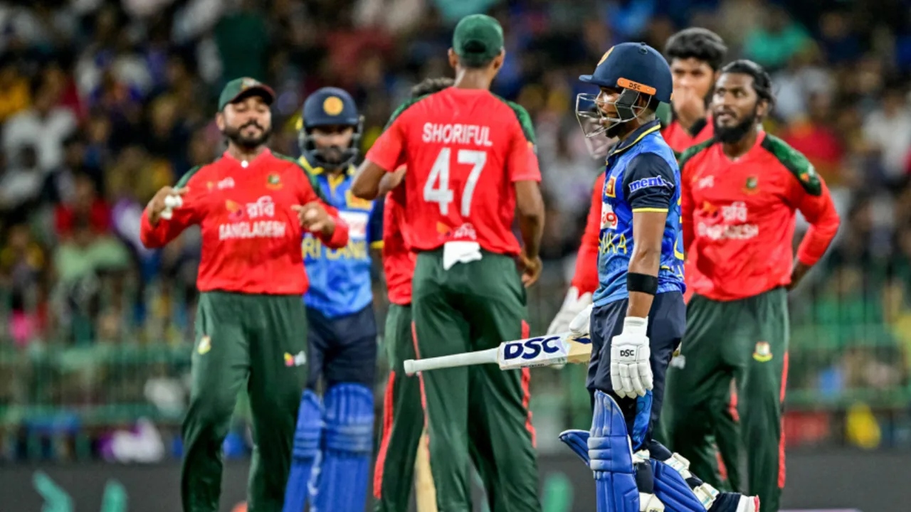 শ্রীলঙ্কার বিপক্ষে জয়ের লক্ষ্যে মাঠে নামছে বাংলাদেশ